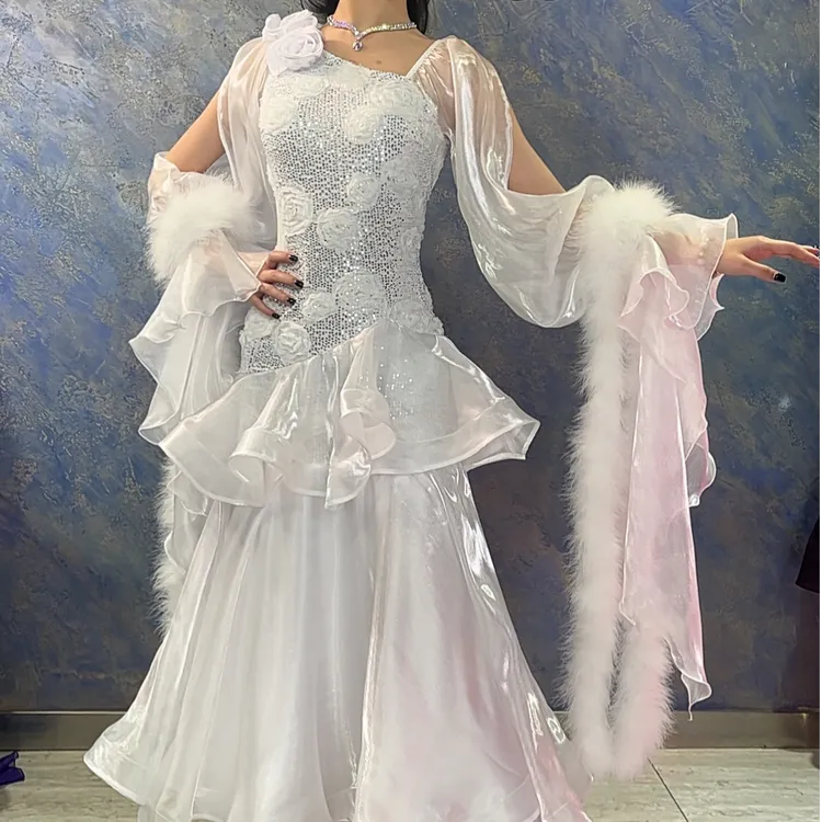 YRSS舞服♥新款白色梦幻闪光纱摩登国标表演舞服（含绒毛飘一对）