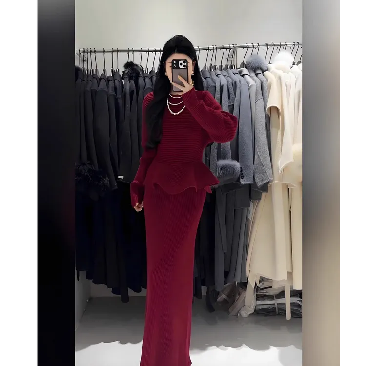 轻熟御姐风气质红色针织上衣半裙女装2025秋冬新款时髦巨好看套装