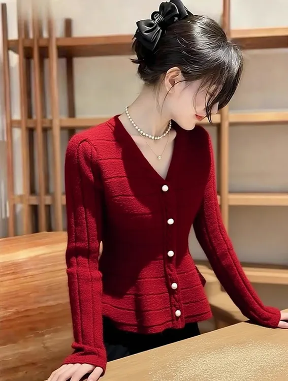 本命年红色毛衣女冬内搭高端轻熟气质小众不撞款巨好看掐腰针织衫