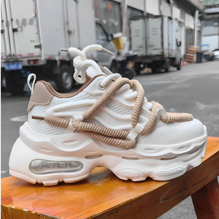 增高夏季厚底透气搭配时尚潮款休闲女士老爹鞋明星同款网红鞋子