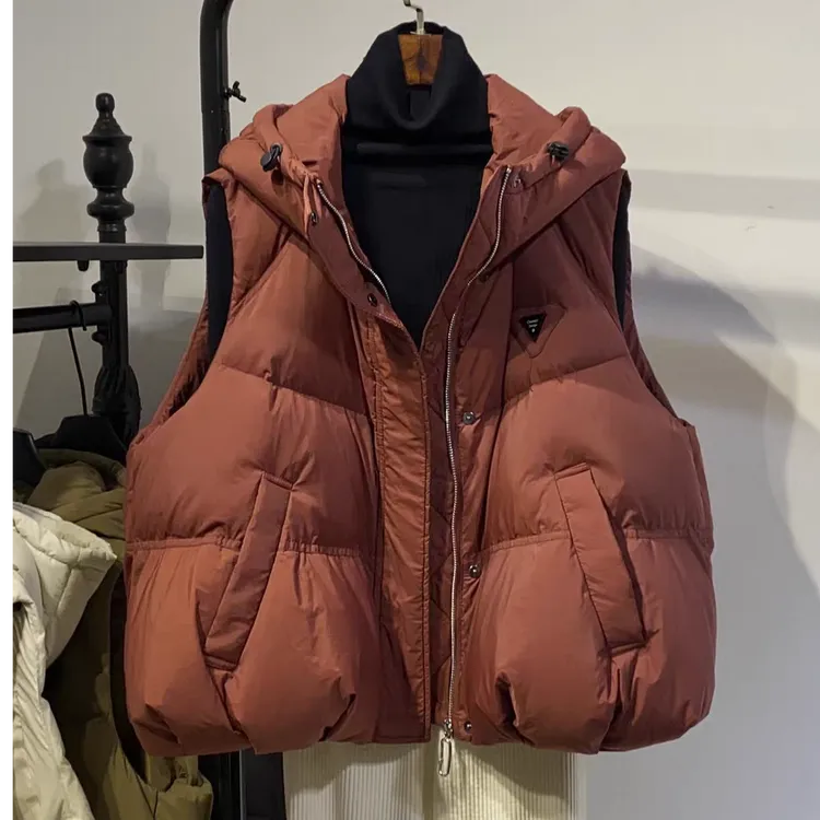 白鸭绒羽绒马甲女连帽马夹女款冬季时尚保暖马甲女款休闲宽松短款