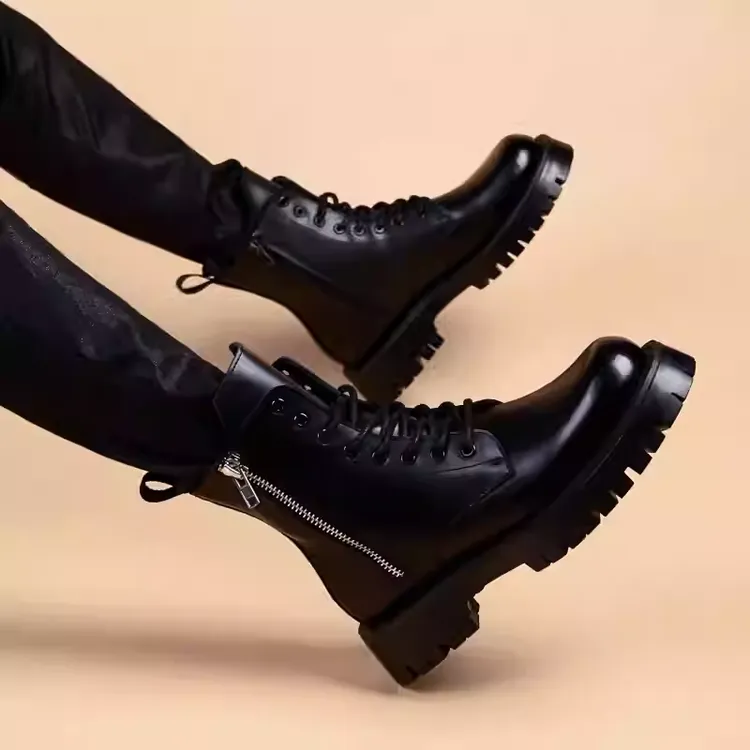 秋冬季加绒中高帮马丁靴子青年潮流男士圆头英伦百搭保暖工装皮靴