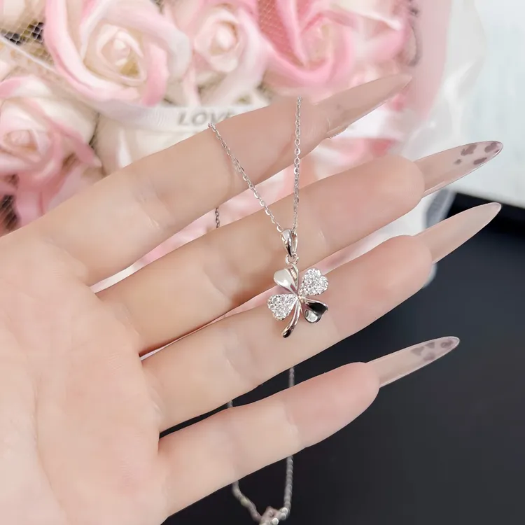URNSSORE/昂色 坠链均足银 四叶草项链女百搭幸运草锁骨链送女友