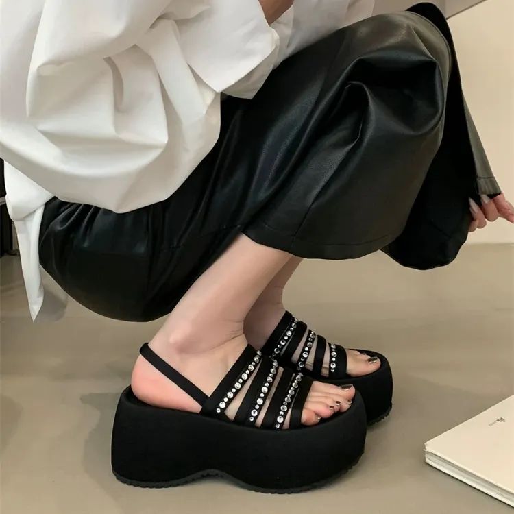 【芙俪兰】韩版百搭夏季露趾水钻厚底凉鞋增高显瘦罗马鞋女鞋