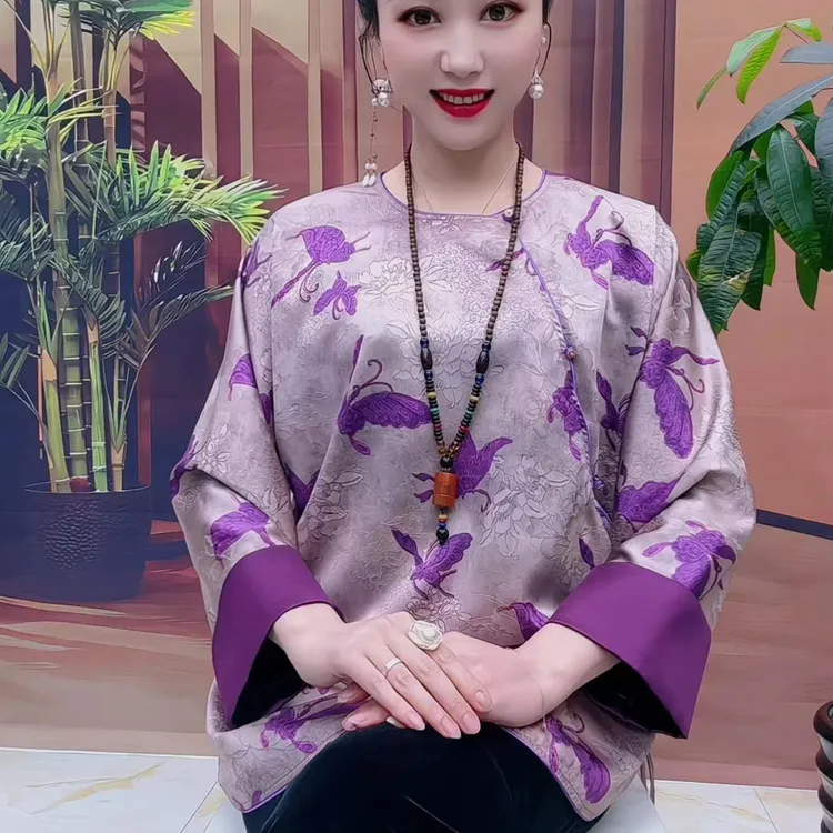 2588圆领全衬缎面斜襟大衫