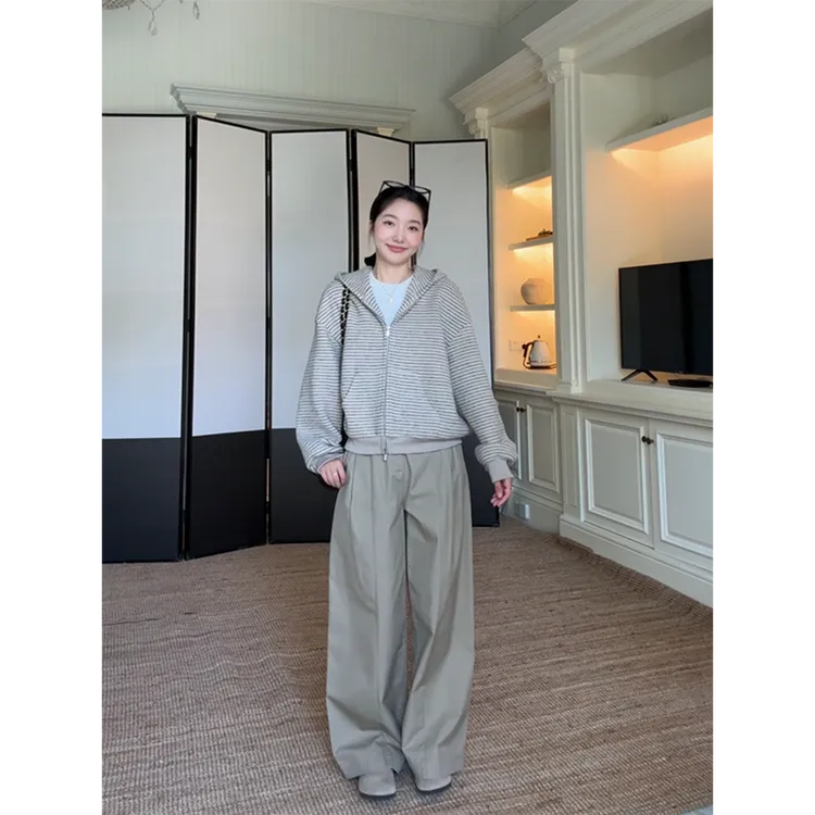 郭九九呢 条纹宽松显瘦绒感连帽卫衣外套休闲直筒裤 G925T15161