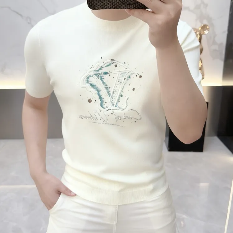 2025秋冬季新款打底时尚欧货百搭帅气徽章打底衫圆领短袖T恤男