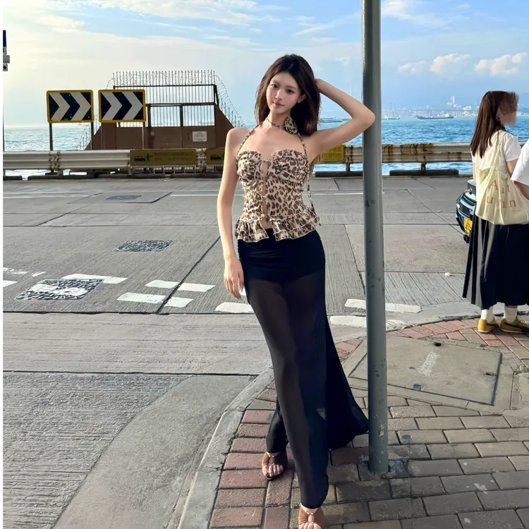 2025夏季新款时尚打底吊带背心气质显瘦性感辣妹外穿洋气休闲百搭