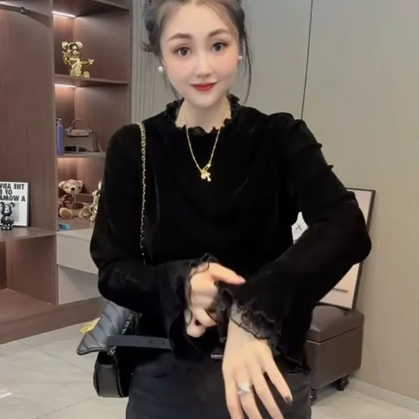 秋冬常规短款丝绒拼接喇叭袖长袖T恤秋季显瘦气质洋气气质圆领