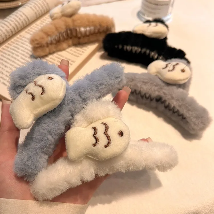 可爱毛绒发夹女后脑勺盘发鲨鱼夹中号设计感秋冬新款发卡头饰抓夹