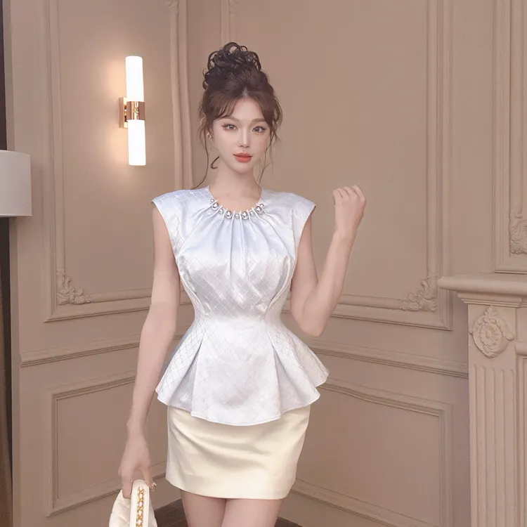 【岑岑专属】设计师款领口褶皱设计钉珠设计高级优雅收腰显瘦-51443