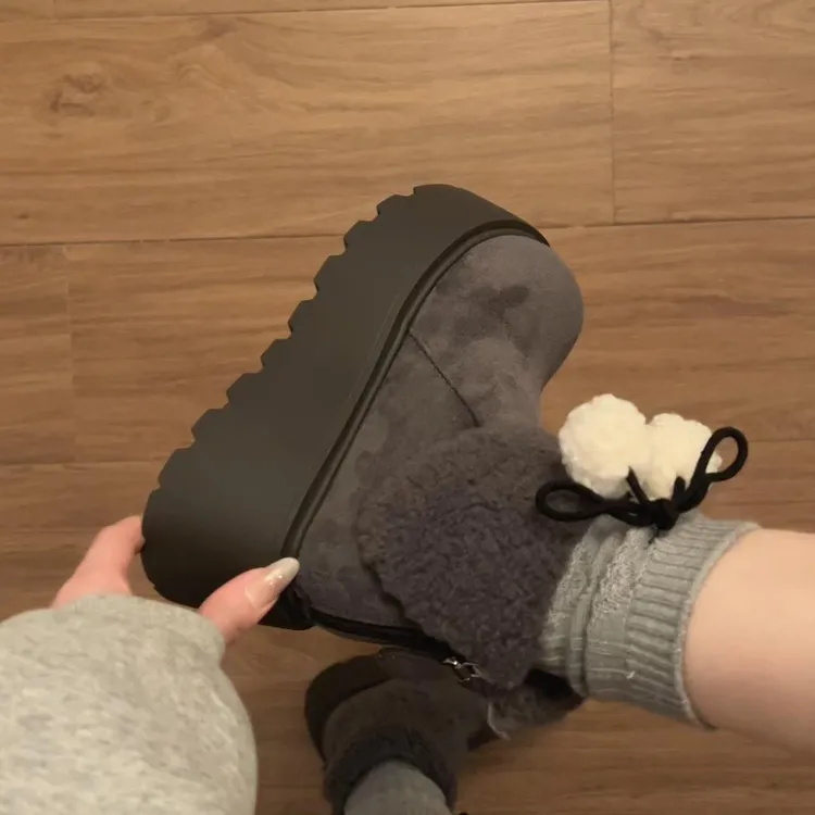 灰色增高网红百搭厚底雪地靴女款2025新款冬季加绒保暖防滑棉鞋子