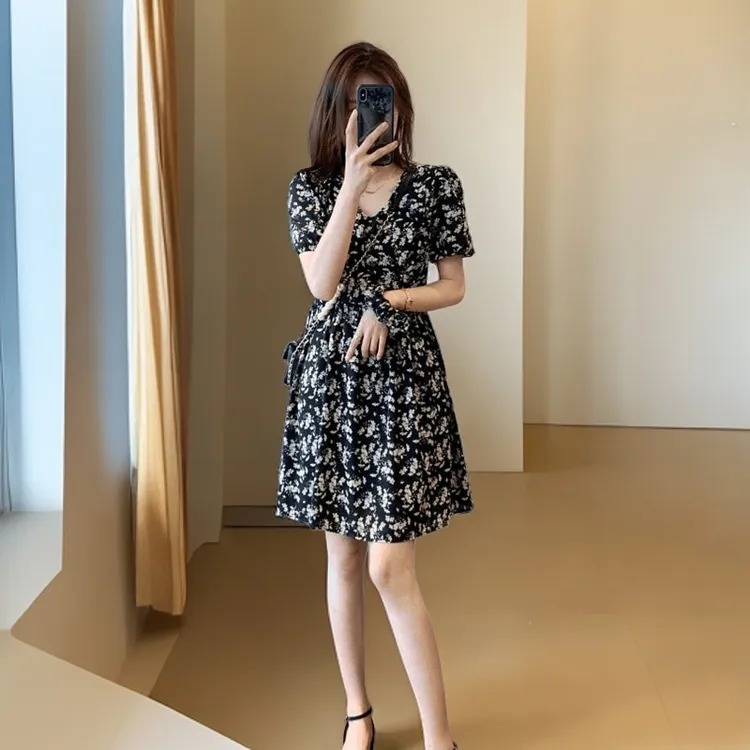 大码碎花连衣裙女装2025年夏季新款时尚气质遮肉显瘦高级感裙子潮