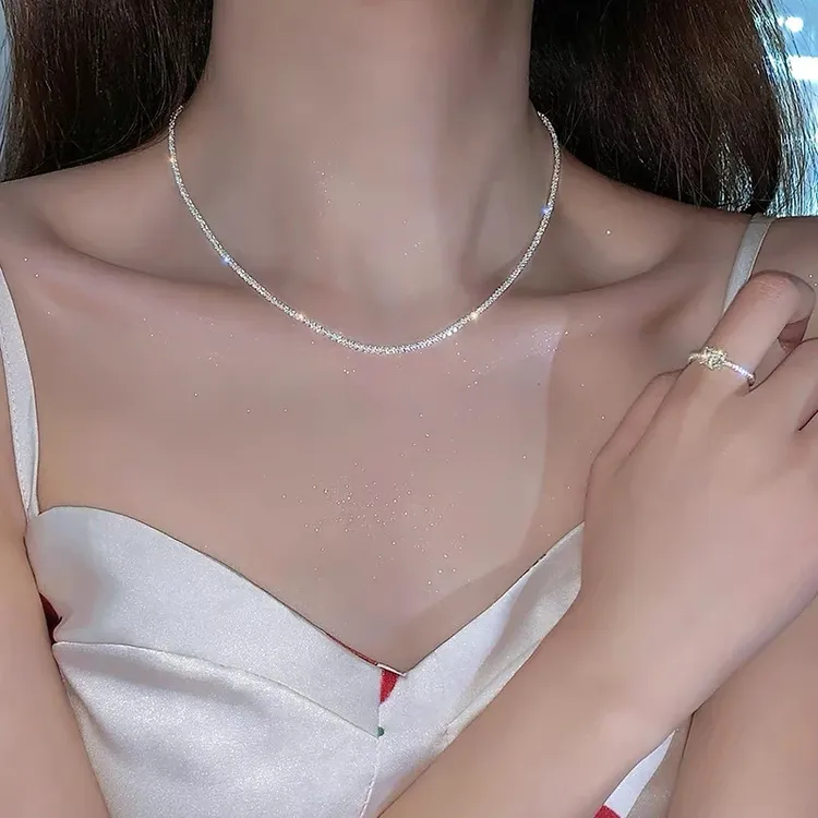 钛钢项链 满天星波光粼粼项链女链简约高级感轻奢小众闪光素链