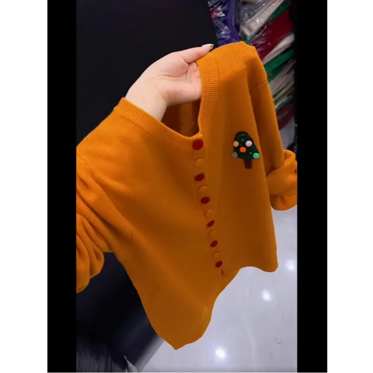 圣诞风可爱装饰针织开衫女秋冬季宽松圆领大码显瘦温柔系毛衣外套