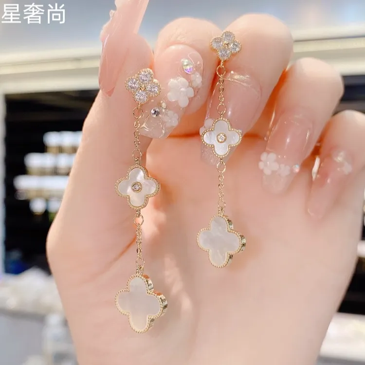 合金合成锆石耳饰 星奢尚 四叶草三花白贝耳环轻奢时尚洋气仙美HJ