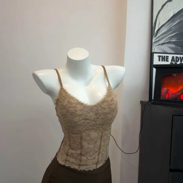 独特复古法式蕾丝V领吊带背心女带胸垫纯欲性感显瘦打底内搭上衣】