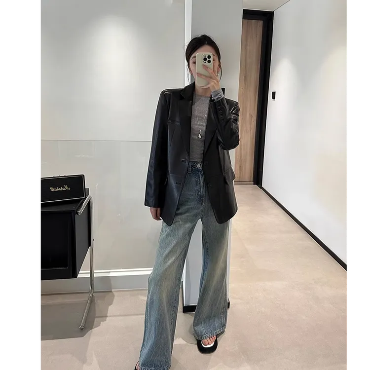 黑色西装皮衣外套女2025秋季新款垫肩长袖西服百搭复古中长款上衣