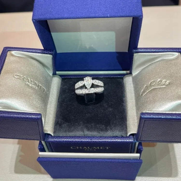 99新 Chaumet/尚美 小花Jerry 加冕朝露晨曦钻戒2.22克拉D色52码 