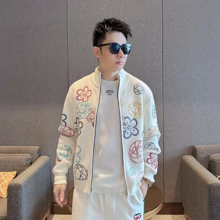 2025男士秋季情侣宽松针织开衫刺绣提花国潮松弛慵懒休闲羊毛外套