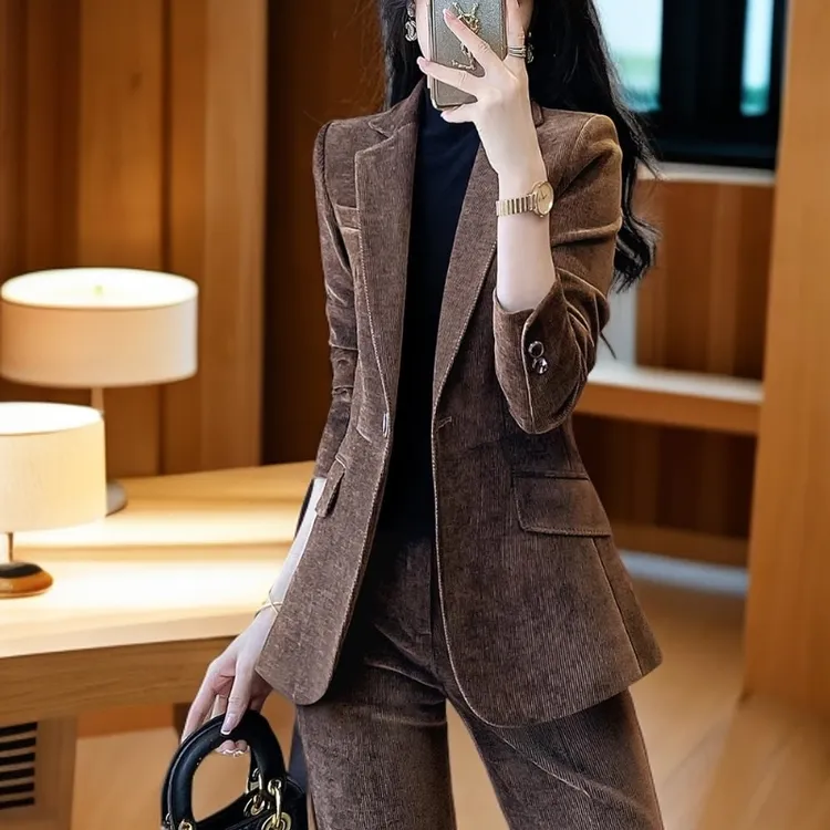 职业洋气女2026秋冬新款咖色灯芯绒加厚西装时尚洋气高级感工作服