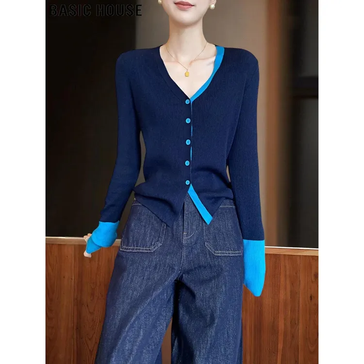 Basic House/百家好气质轻熟撞色V领针织开衫女2026秋冬修身打底