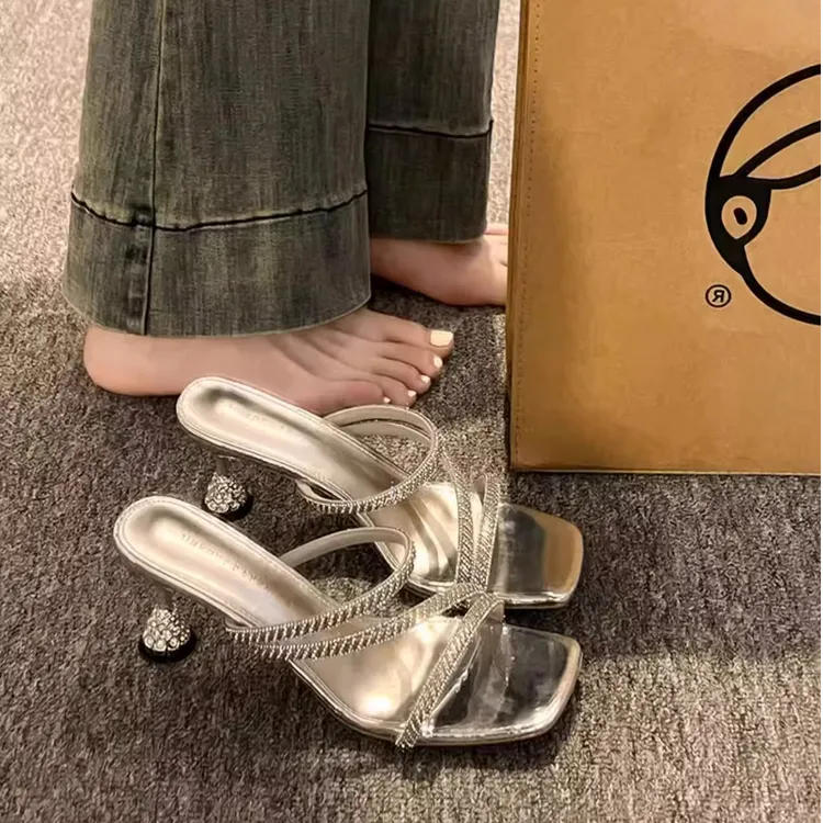 御姐风~水晶凉拖细跟高跟鞋女夏外穿2024年新款配裙子水钻一字拖