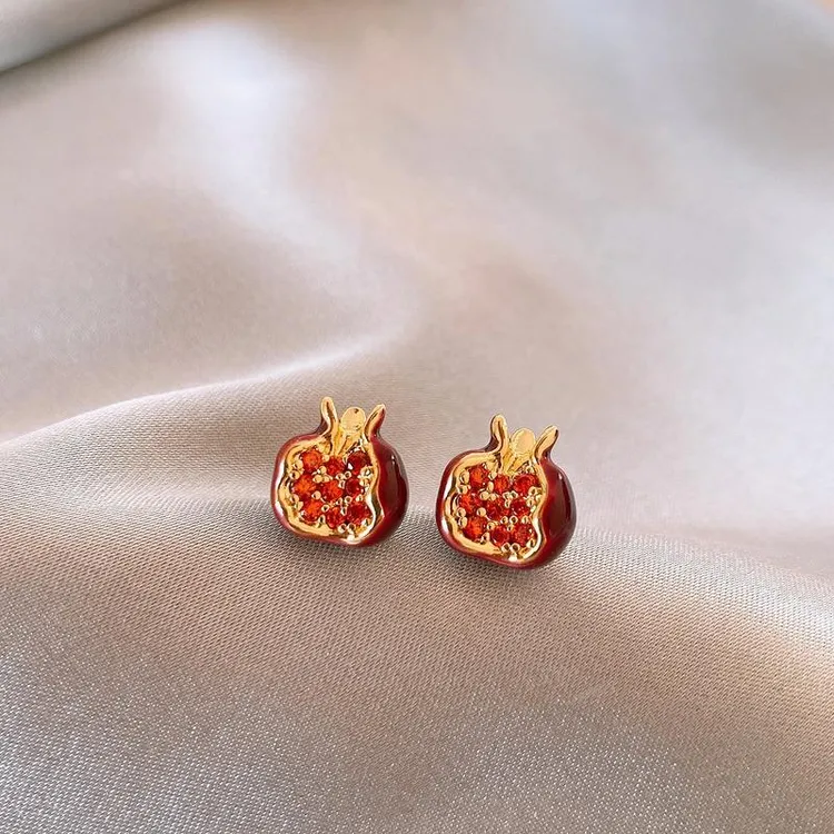 CAIEM KAIET 合金耳饰 红石榴微镶养耳洞耳钉女轻奢新年喜庆耳饰