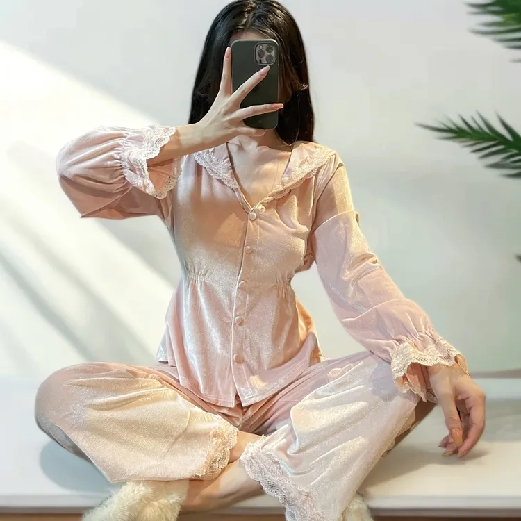 睡衣女秋冬季薄绒长袖新款金丝绒甜美公主ins翻领气质家居服