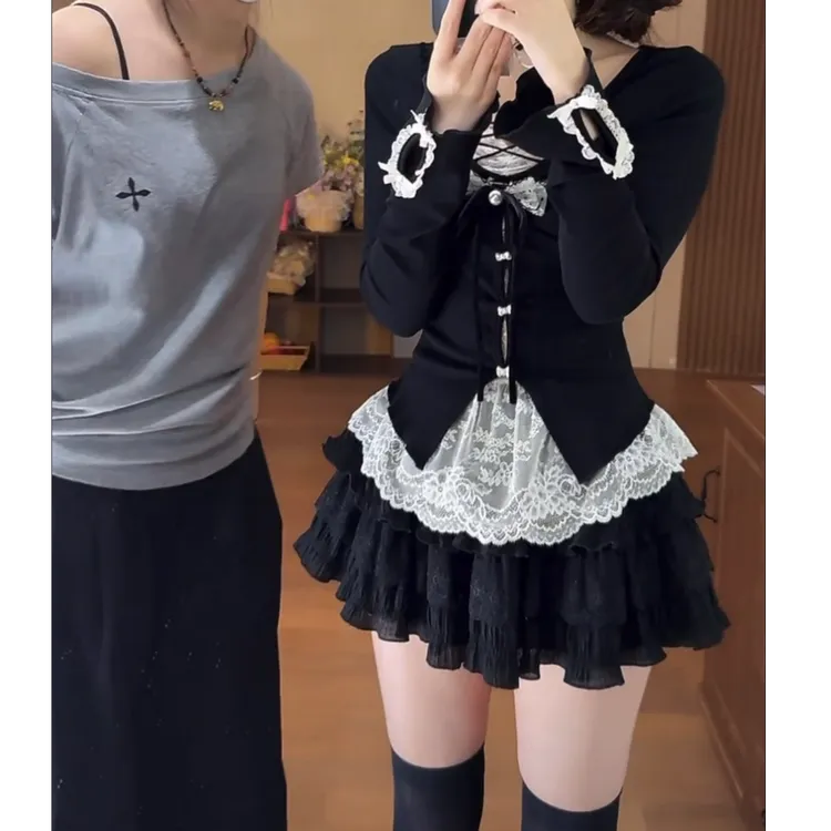 黑曼巴 秋季新款辣妹纯欲风温婉大方显瘦修身设计感长袖上衣半裙