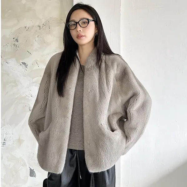 2025年进口貂皮皮女中长立领水貂松弛显瘦蝙蝠袖廓形整貂外套冬