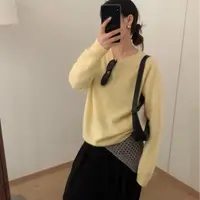 T2806 ”自带柔焦滤镜“ 奶黄色保暖毛绒绒毛衣女