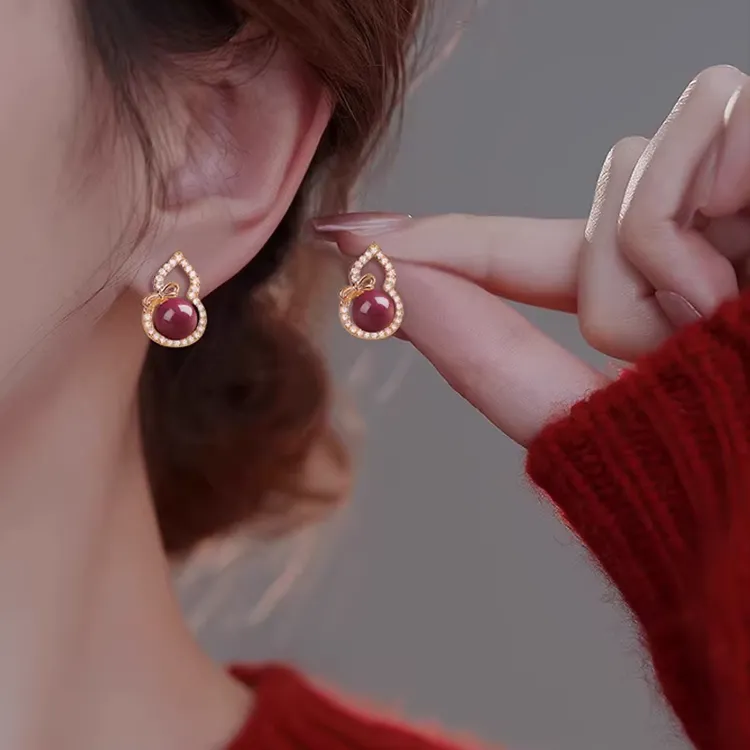 合金耳饰 红色葫芦耳钉女轻奢高级感新中式气质耳环2026新款耳饰