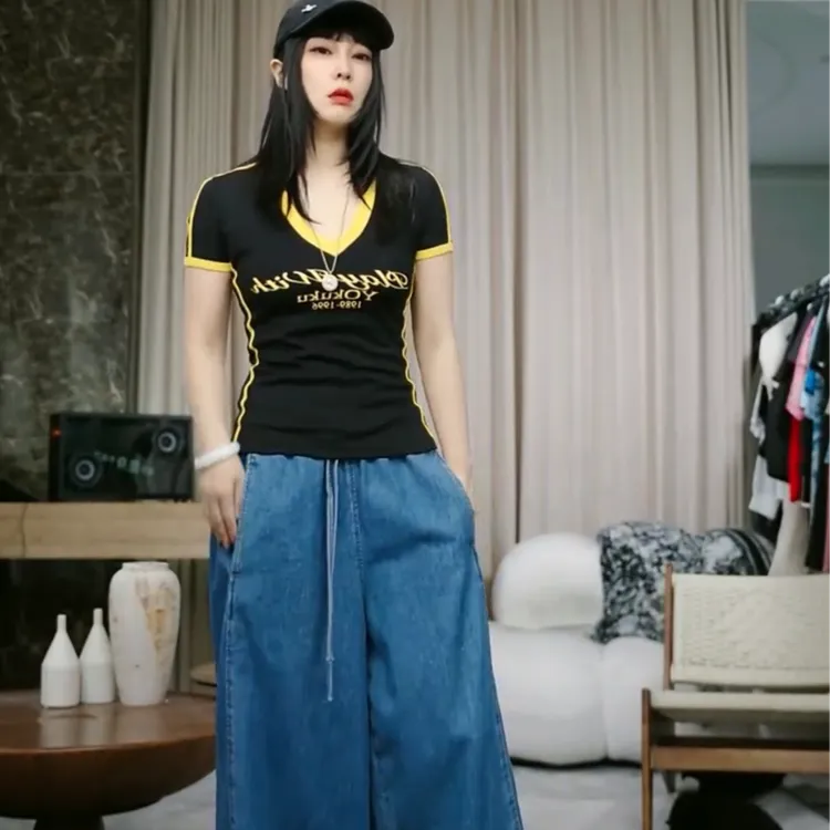 infobyfive夏季V领鸡心领美式拼接小蛮腰数字字母T恤NF0506013