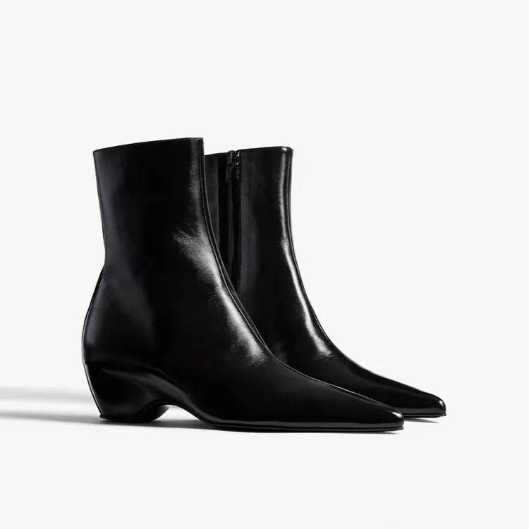 冬季厚底时尚复古百搭秋冬真皮加厚低帮雪地靴尖头靴