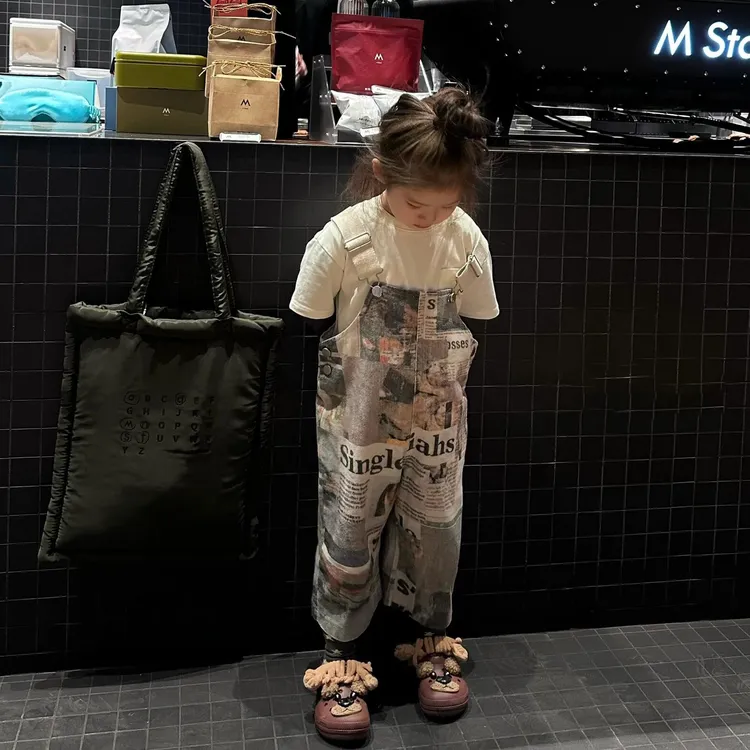 小惜亦2025春季新款女童裤子复古印花背带裤假两件打底衫上衣套装