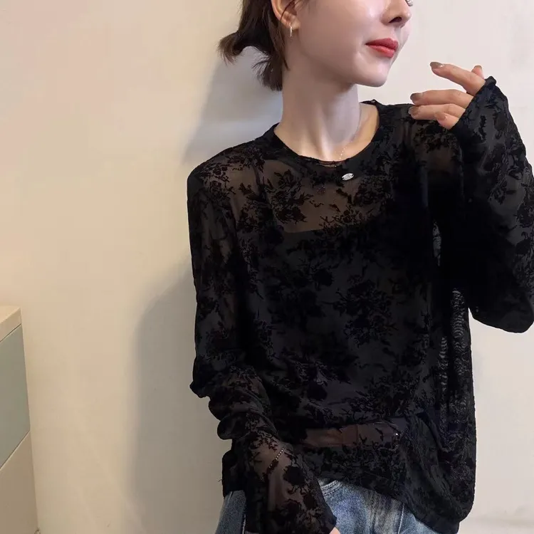 黑色蕾丝衫女长袖2025秋冬新款圆领晕染印花百搭内搭打底衫上衣潮
