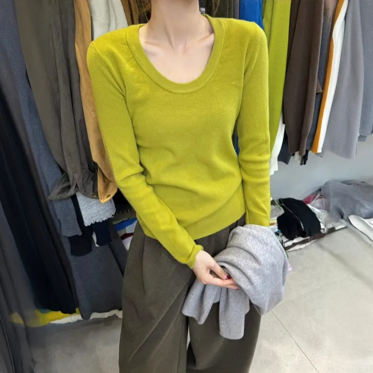 U领针织衫毛衣女内搭2025秋冬季新款修身韩系百搭显瘦长袖上衣