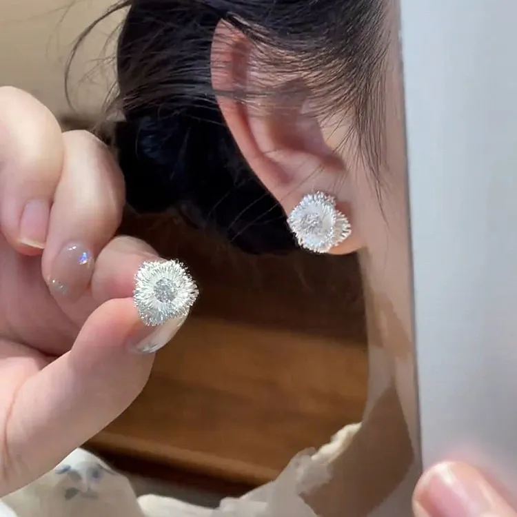 铜合金耳饰 森系简约风耳钉精致义乌耳饰镶钻银色素款百搭日韩