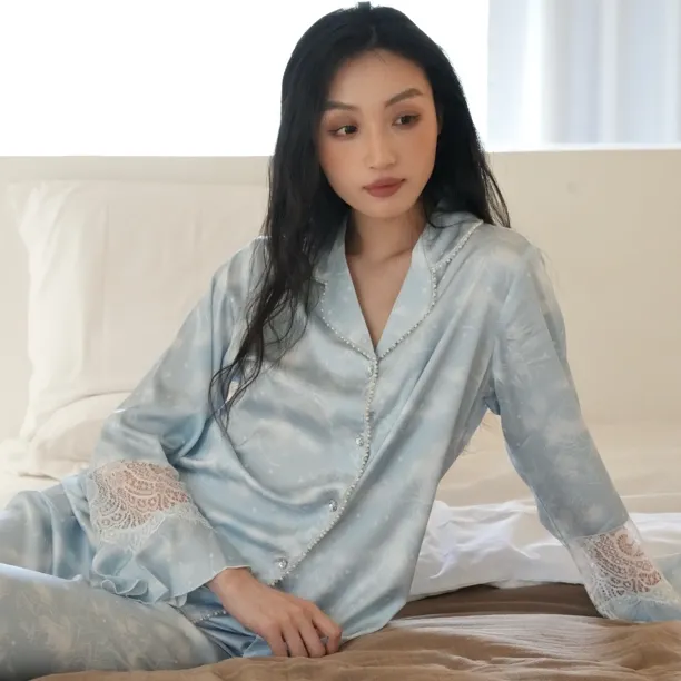 【恋空星岛】精致蕾丝闪钻睡衣女轻奢春夏宽松家居服贵气少女长袖