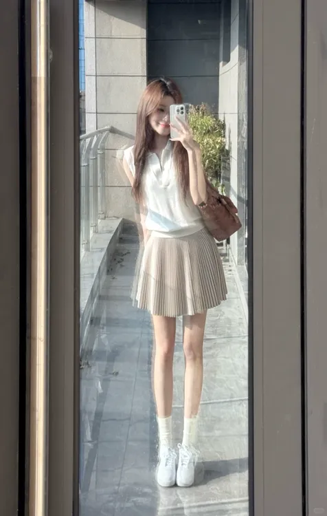 2025夏季新款老钱风穿搭翻领冰丝针织上衣搭配百褶裙时尚两件套女