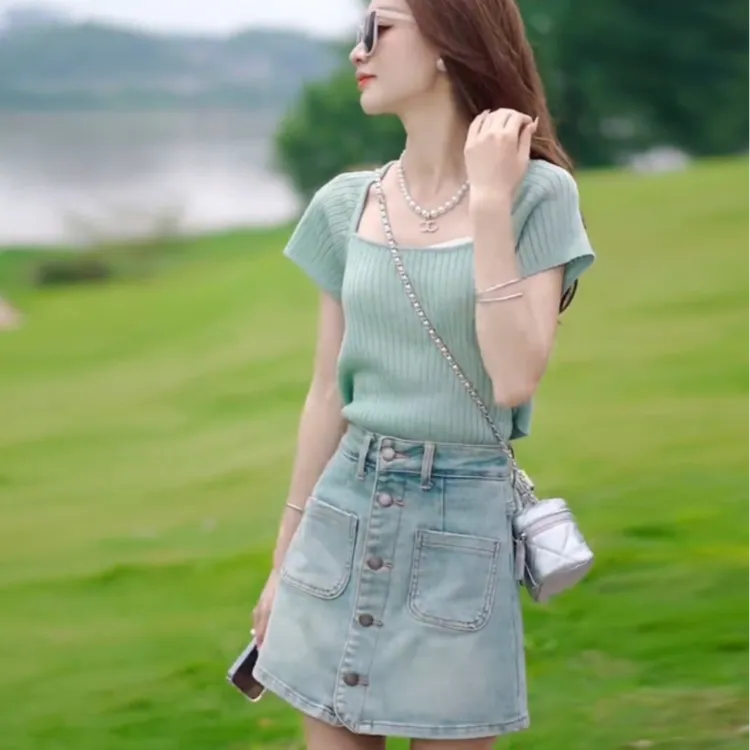 少女休闲运动服套装女夏季设计感韩系宽松显瘦显白短袖短裤两件套