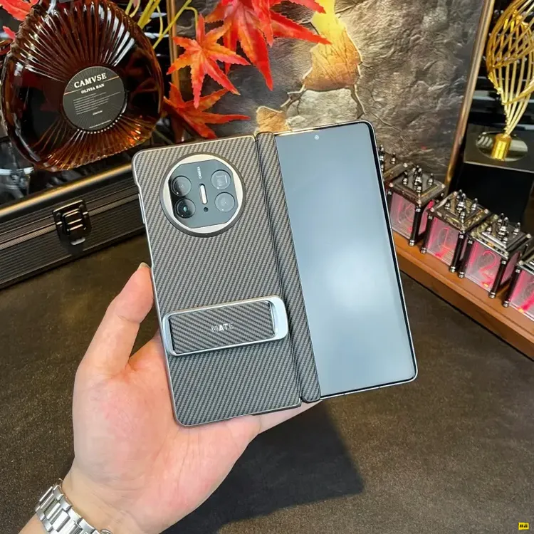 适用华为matex5手机壳matex6碳纤维纹皮质磁吸matex3中轴铰链全包