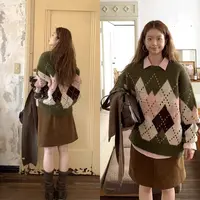 毛衣女款2025新款冬季慵懒高级感上衣超火小众不撞款针织衫