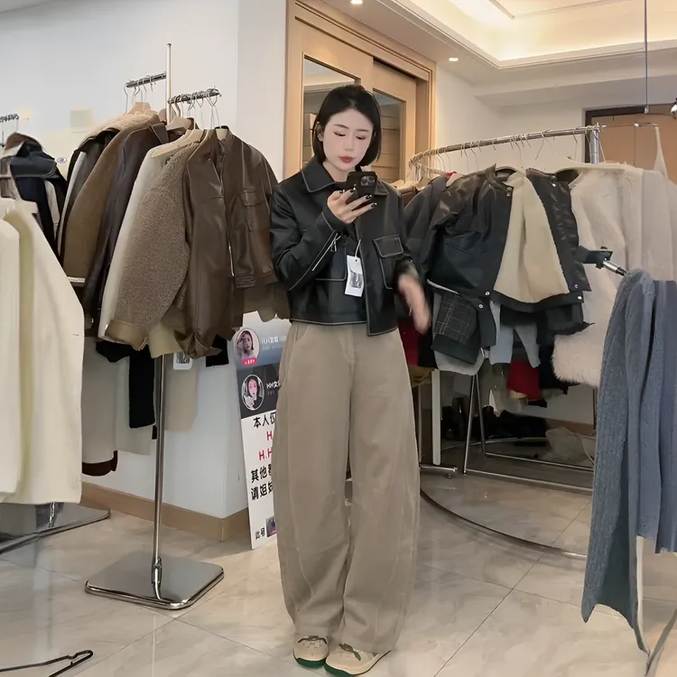 灯芯绒弯刀休闲裤大码女秋冬韩系松弛感宽松慵懒风香蕉镰刀裤长裤