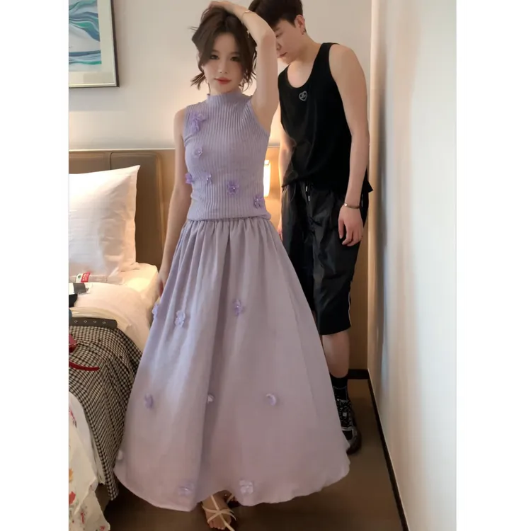 2025夏季新款韩系温柔风立体花朵时尚背心上衣搭高腰显瘦半身裙女