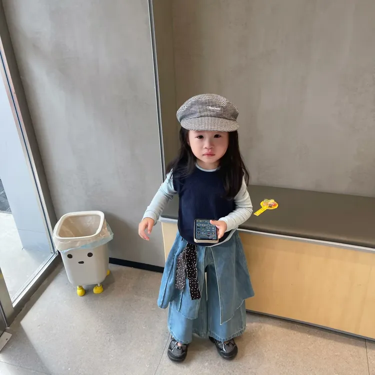 壹妈韩版童装女童秋季套装洋气儿童两件套t恤上衣牛仔屁帘裙裤潮