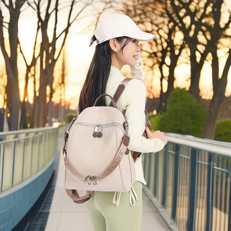 【爆款】双肩包女2025新款包包轻便出游旅行两用背包小众时尚学生包