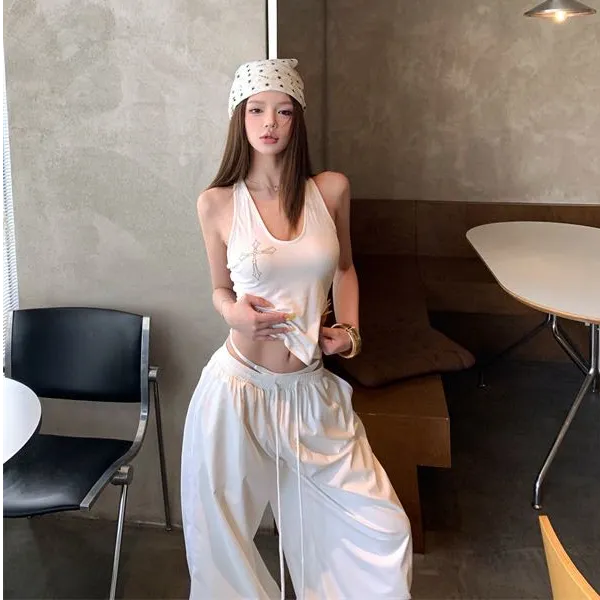 2025夏季新款时尚打底吊带背心气质显瘦洋气休闲百搭性感辣妹外穿