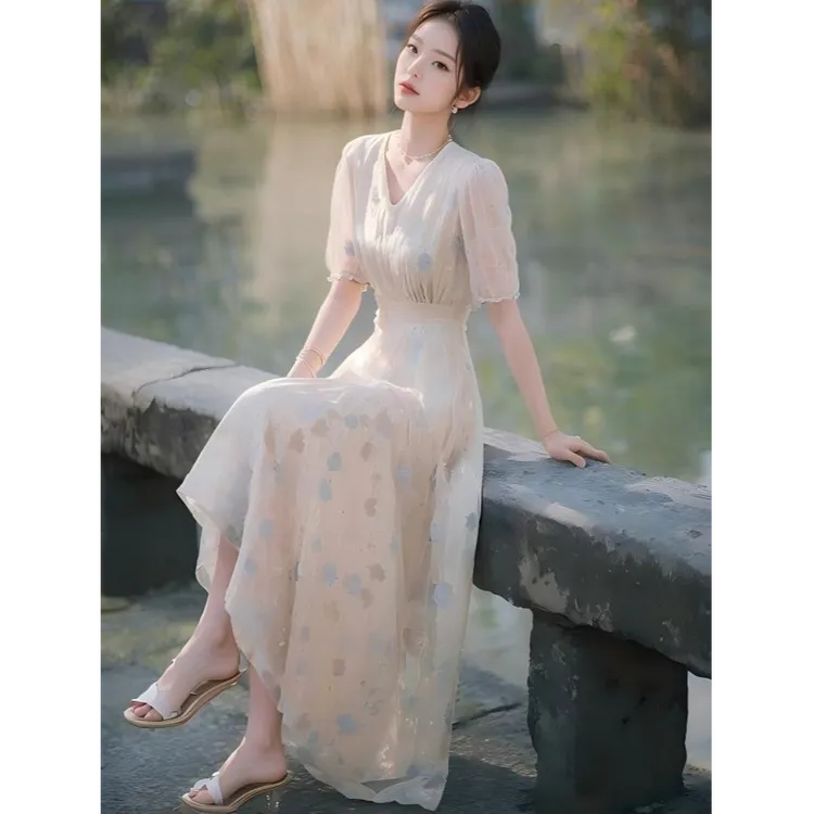 2025新款碎花夏季长裙法式公主裙连衣裙仙气泡泡袖裙子法式长裙
